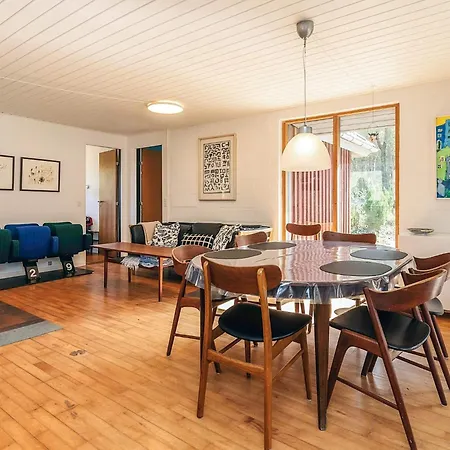 6 Person In Hébergement de vacances